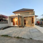 RUMAH 600 METER KE JALAN PARANGTRITIS KM 11